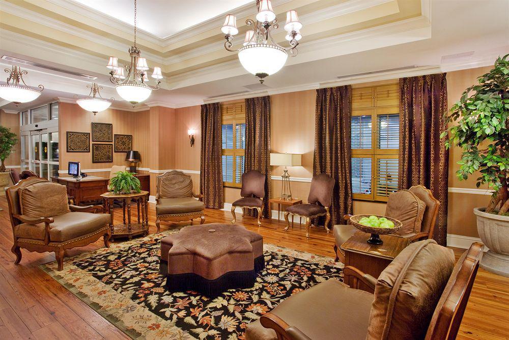 Holiday Inn Express Savannah - Historic District, An Ihg Hotel Interior foto